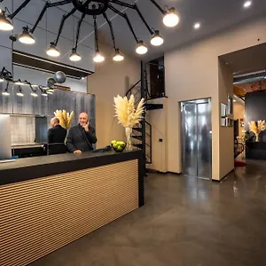 Globus Urban 4*, פירנצה איטליה